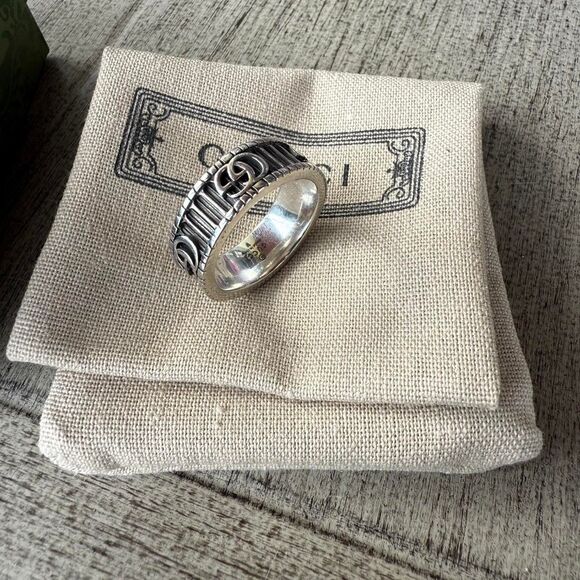 Gucci GG Marmont Ring size 9 - Picture 1 of 7
